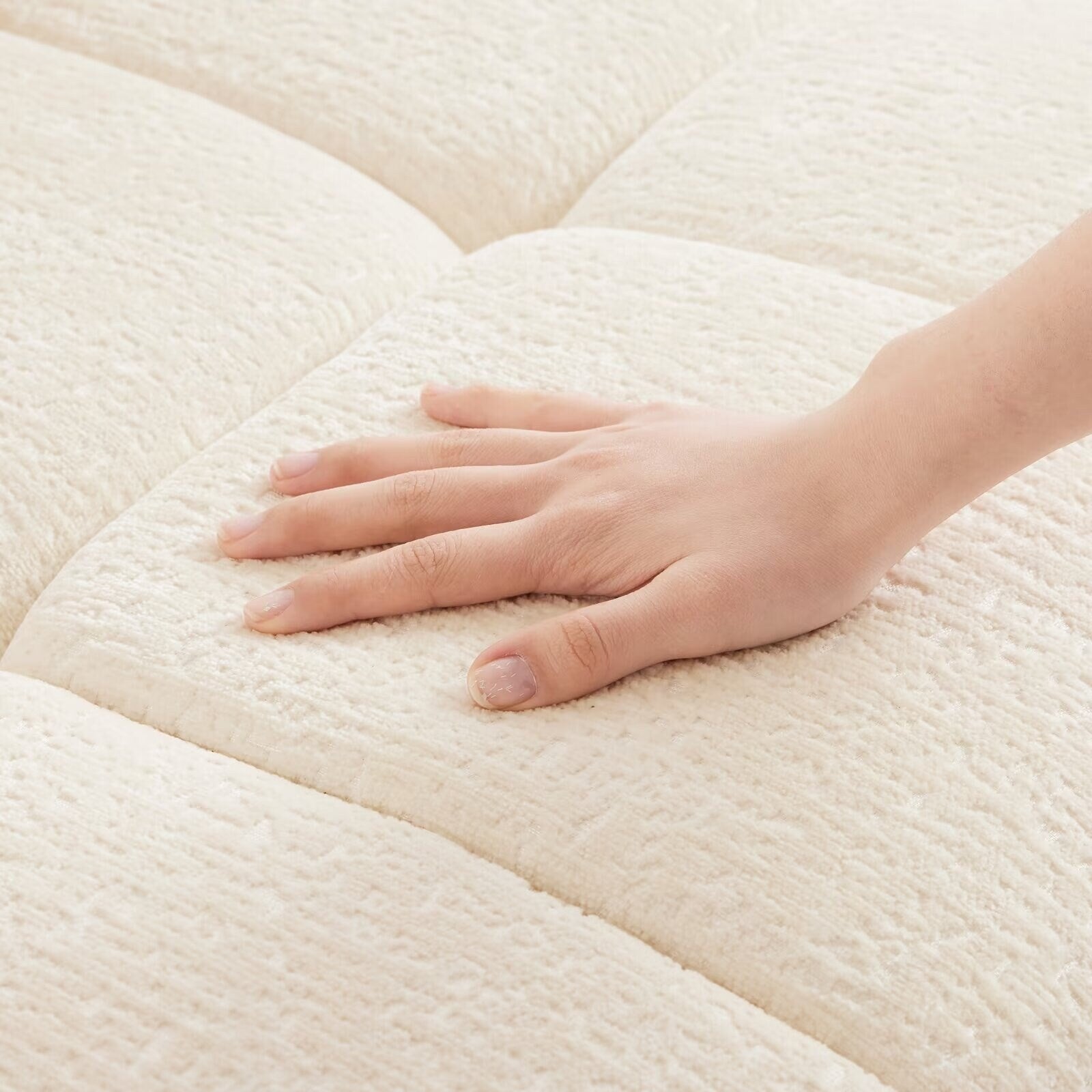 Modern Chenille Sofa, Solid Wood Frame with High Elasticity Cushion
