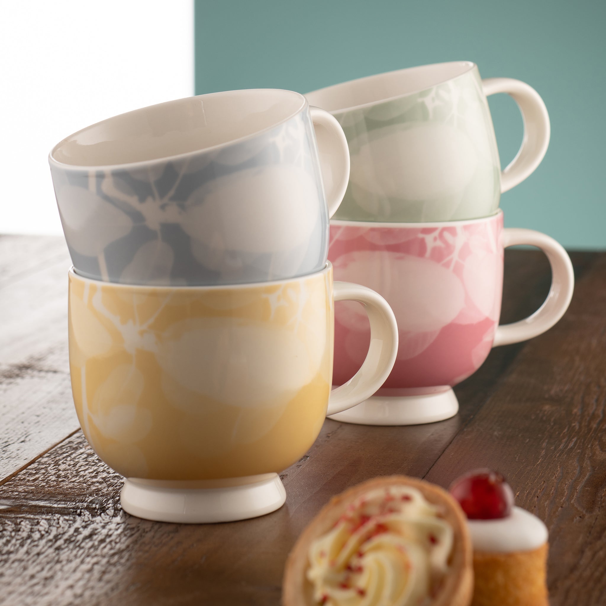 Belldine Living Laurel Footed Mug Set of 4