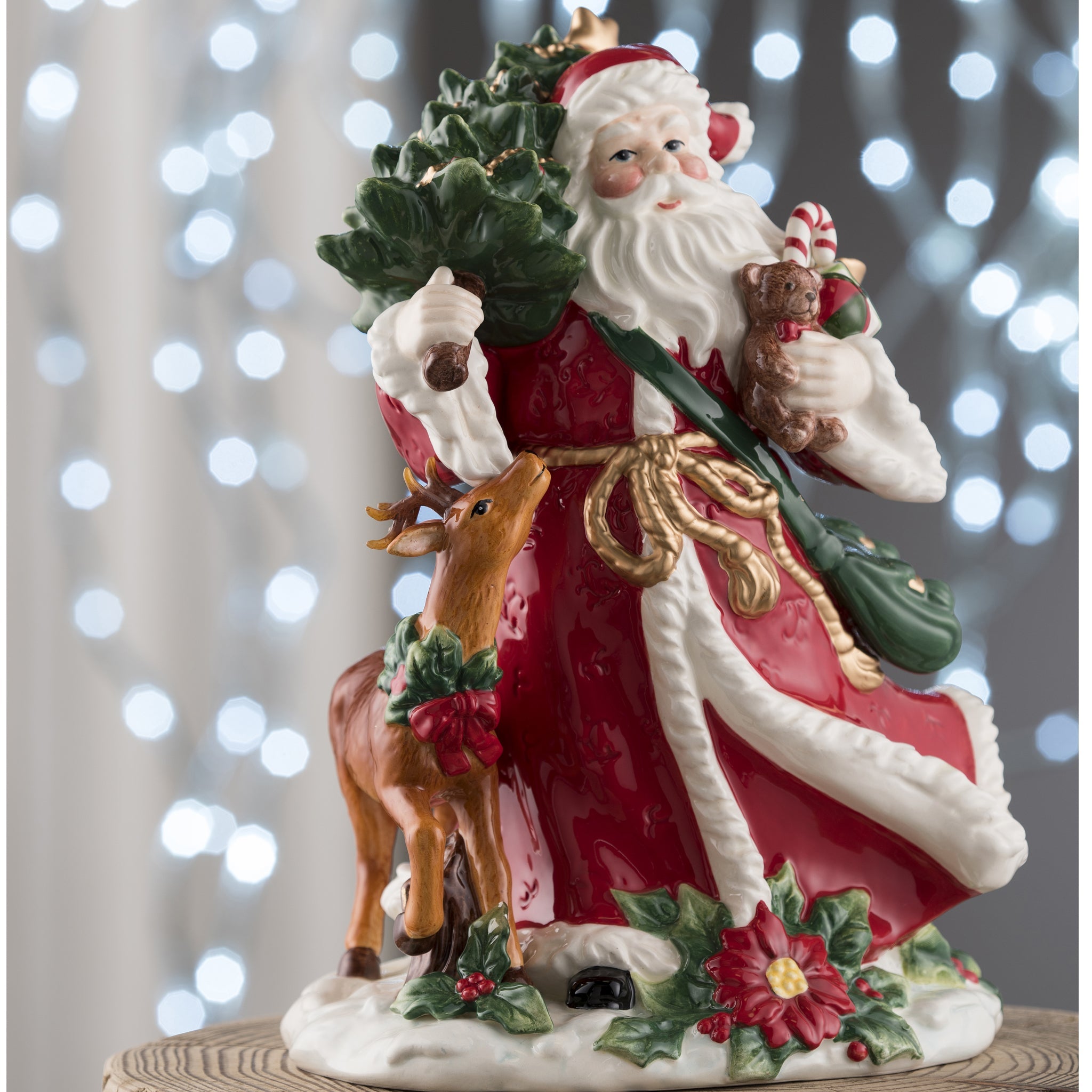 Aynsley Santa & Reindeer Large