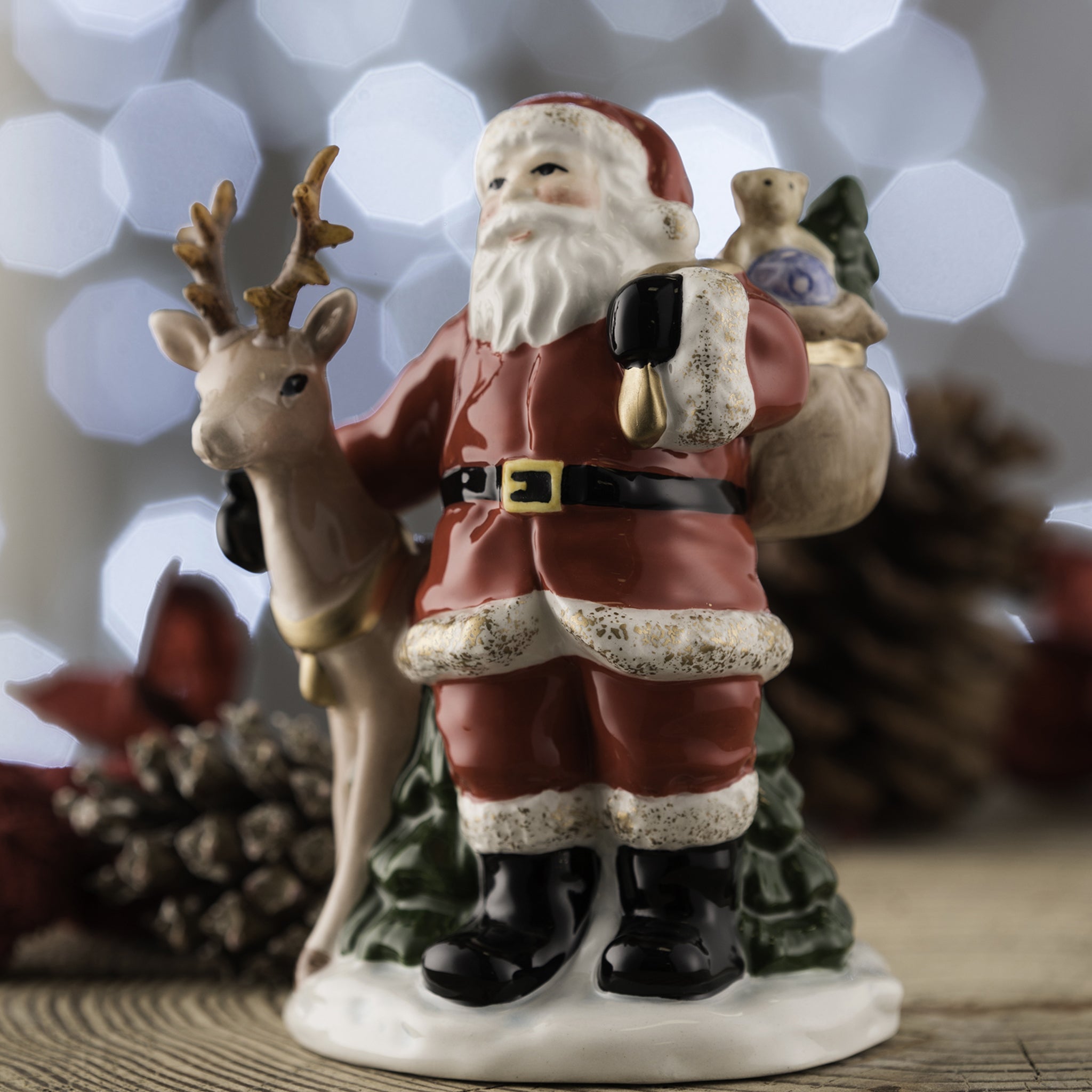 Aynsley Santa & Reindeer